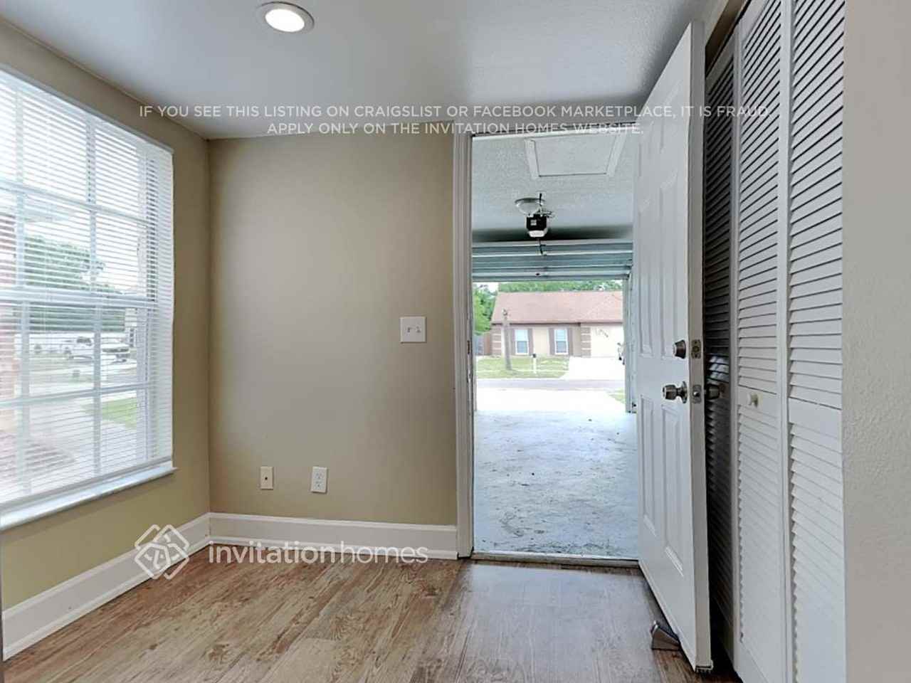 2121 Redleaf Dr - Photo 6 of 18