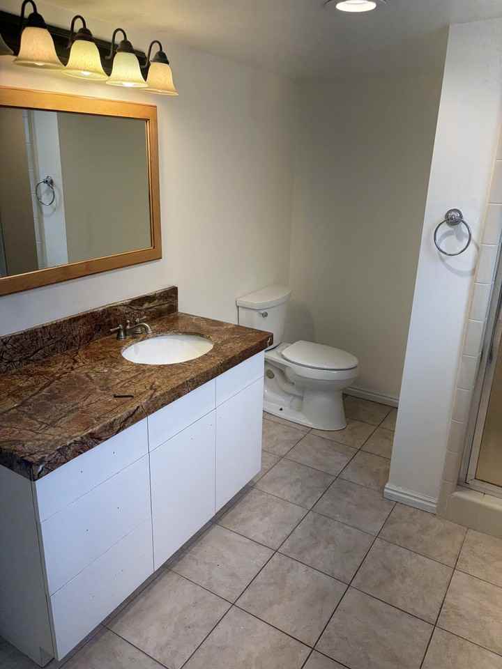 2616 E Robidoux Rd - Photo 3 of 10