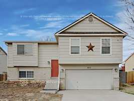 featured image of 875 Barn Owl Dr