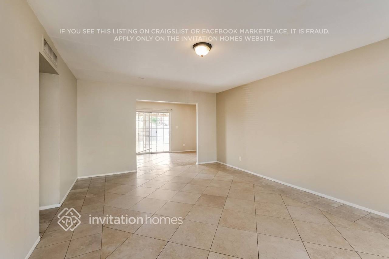 3152 N 64th Dr - Photo 5 of 17