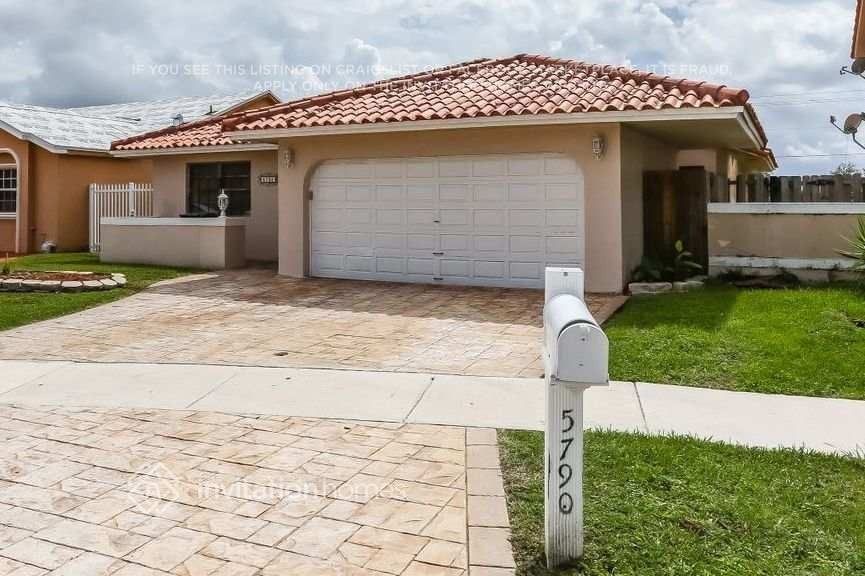 5790 Sw 156th Ct - Photo 3 of 18