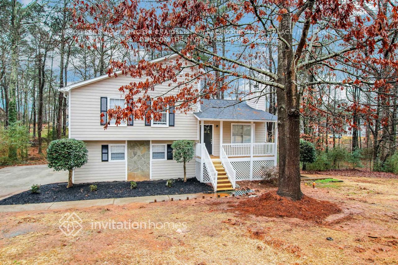 3859 Willow Holw - Photo 2 of 26