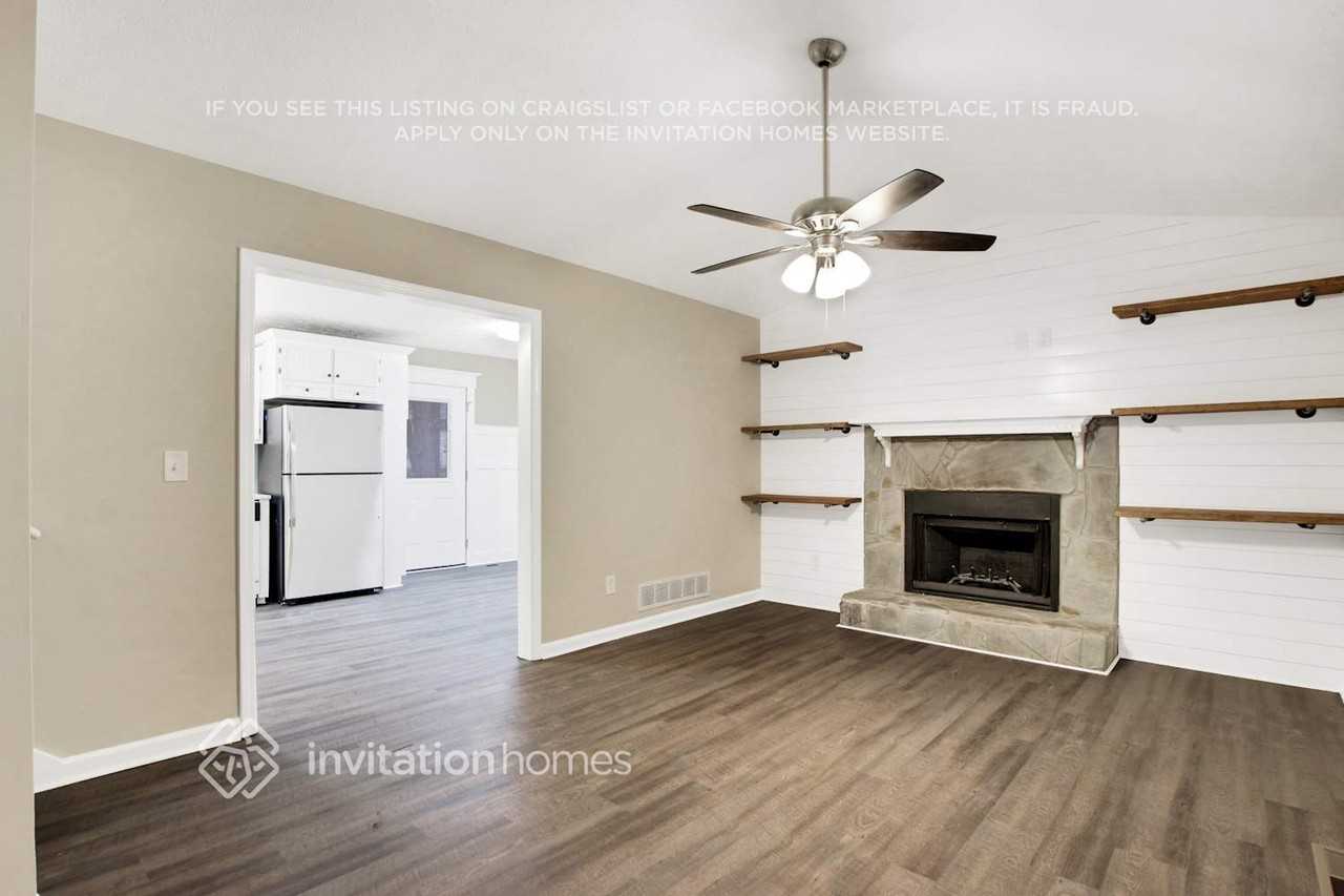 3859 Willow Holw - Photo 4 of 26