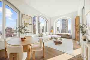 featured image of 5th Ave #58B