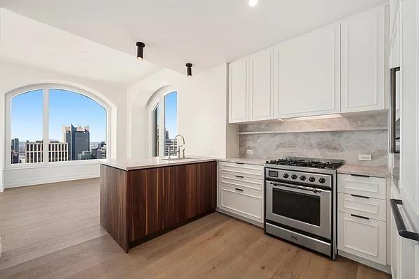 5th Ave #54C - Photo 2 of 8