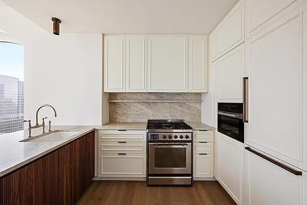 5th Ave #47C - Photo 4 of 8