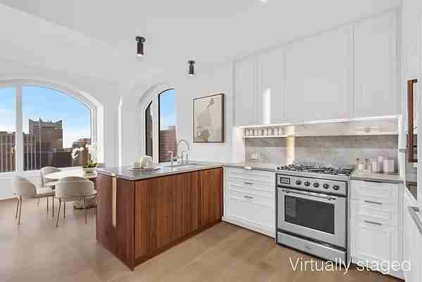 5th Ave #50C - Photo 3 of 17