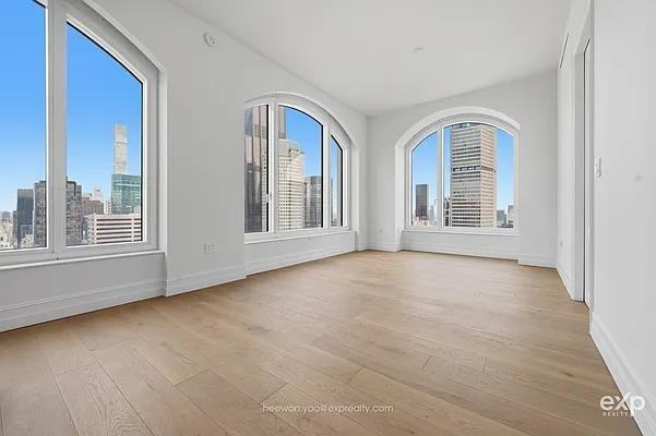 5th Ave #46B - Photo 6 of 20