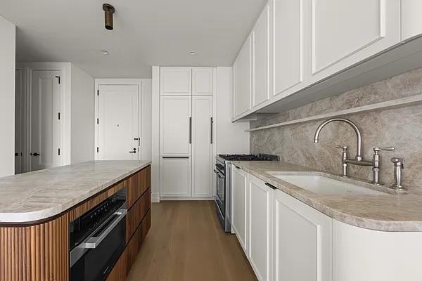 5th Ave #58D - Photo 6 of 20