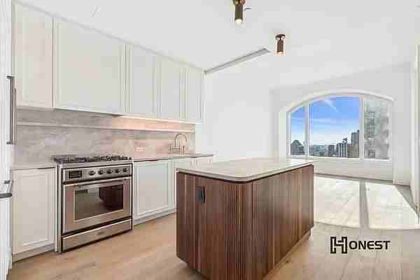 5th Ave #51D - Photo 2 of 20