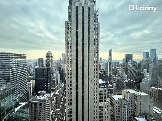 5th Ave #50D - Photo 4 of 20