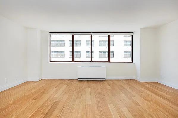 W 52nd St #12H - Photo 3 of 12