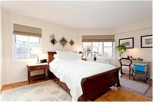 W 57th St #18C - Photo 6 of 18