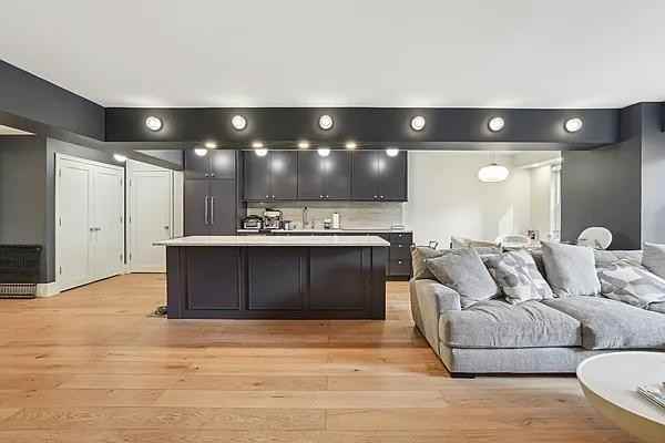 W 57th St #11J - Photo 4 of 14