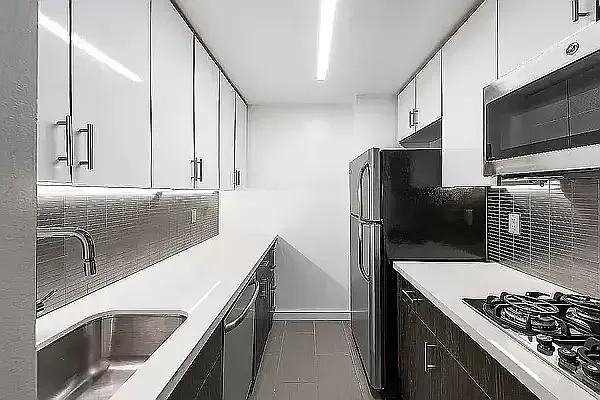Lexington Ave #17A - Photo 5 of 20