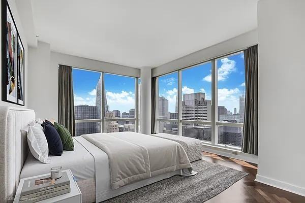 W 56th St #67B - Photo 4 of 19