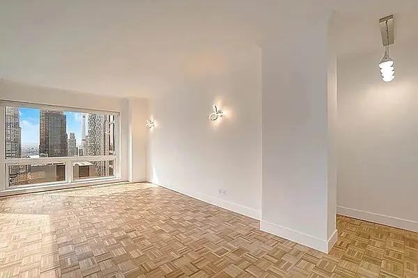 5th Ave #54H - Photo 2 of 20