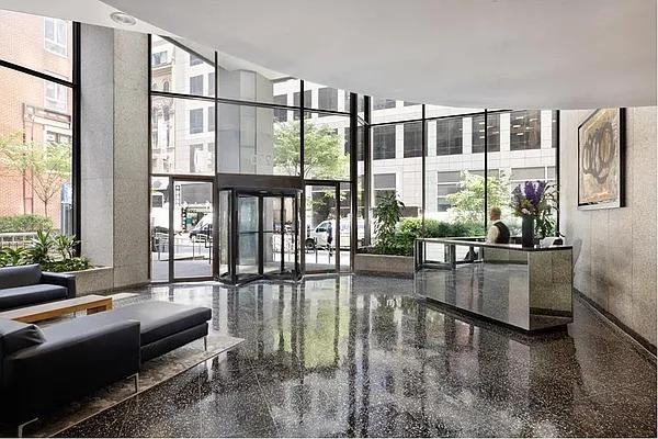 W 55th St #10E - Photo 6 of 20