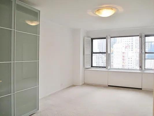 W 55th St #19H - Photo 2 of 20