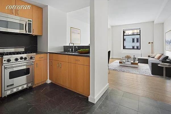 W 58th St #14E - Photo 2 of 20