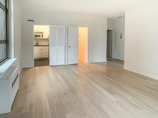 Park Ave #14E - Photo 6 of 20