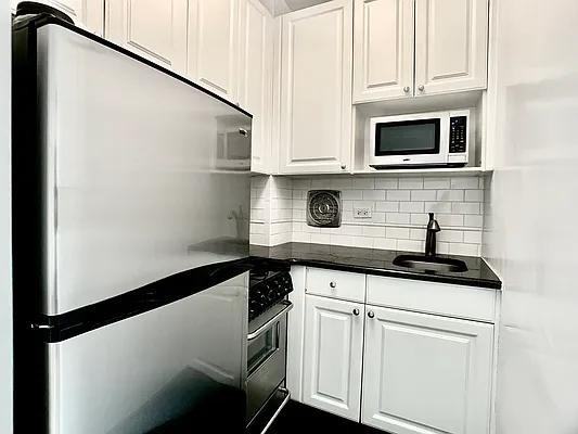 Park Ave #12A - Photo 4 of 17