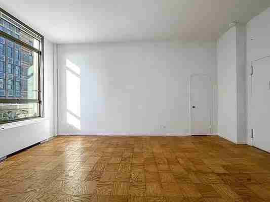 Park Ave #8U - Photo 5 of 19