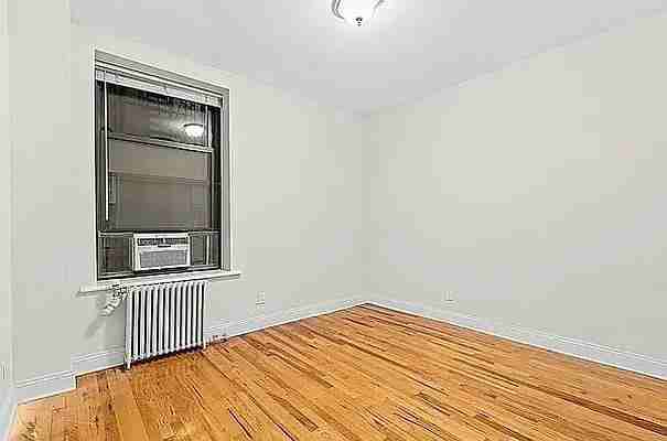 W 47th St #9A - Photo 6 of 20