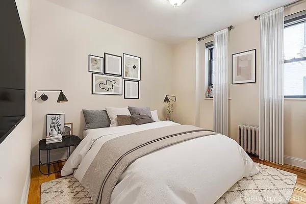 W 47th St #PHC - Photo 2 of 17