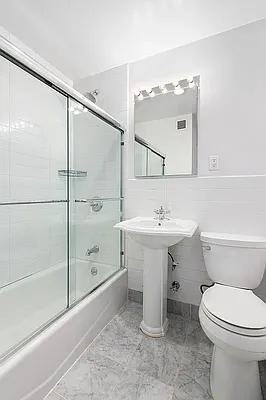 W 47th St #8C - Photo 3 of 9