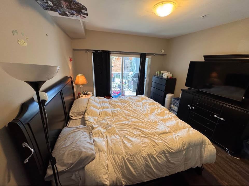 6490 194 Street #6 - Photo 6 of 13