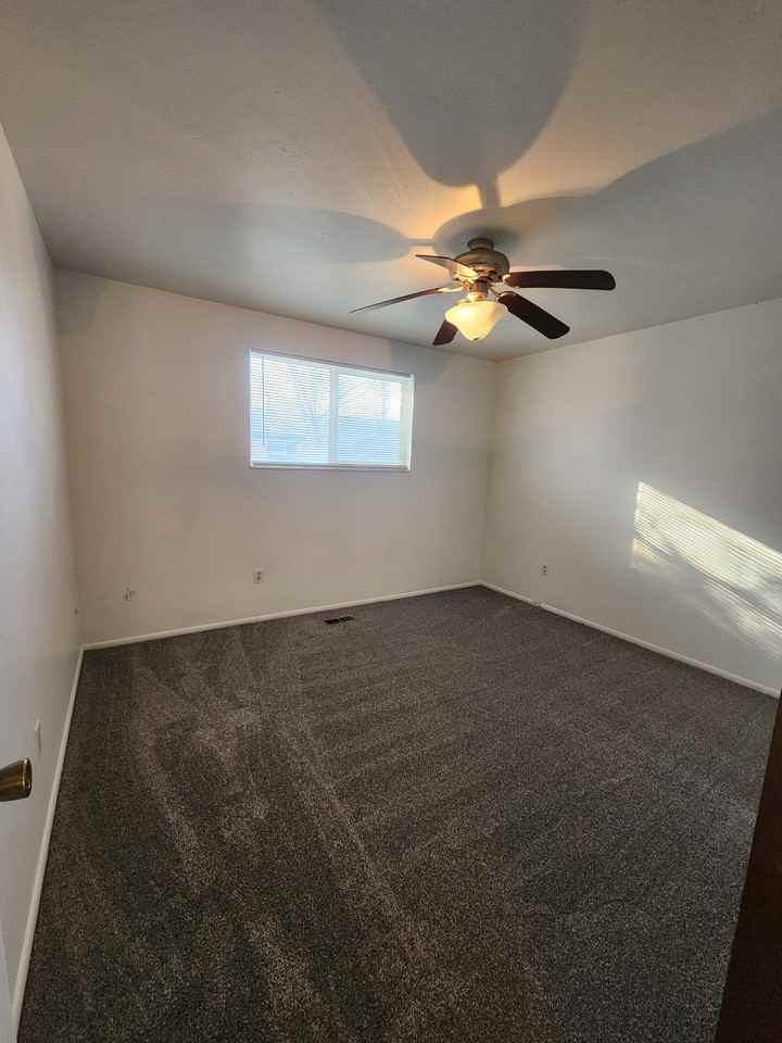 326 W Harvard Dr #326 - Photo 7 of 19