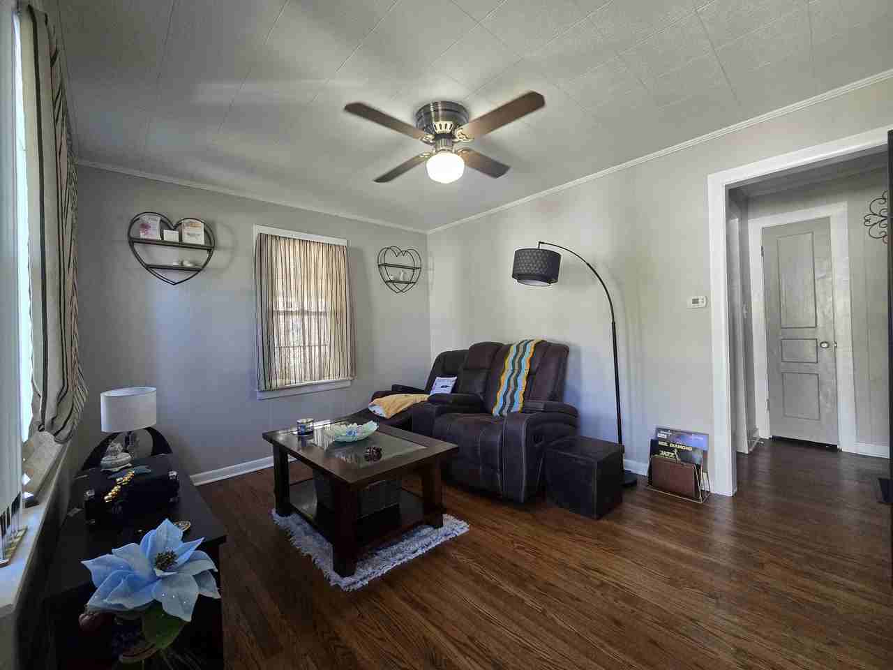 1901 Cherry St #1 - Photo 2 of 10