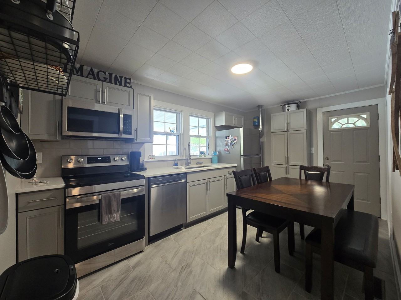 1901 Cherry St #1 - Photo 3 of 10