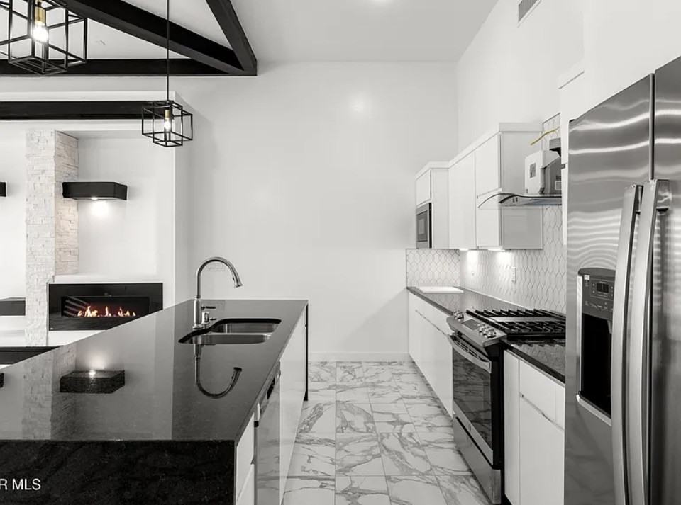 13256 Coldham St #1 - Photo 6 of 18