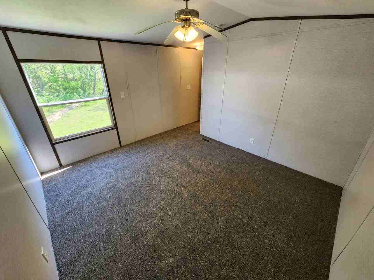 16147 CR 1526Garden Oaks #1 - Photo 6 of 12