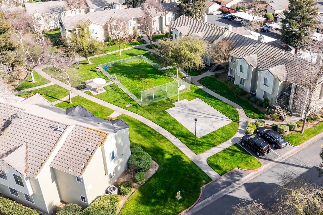 Sierra Ridge in Clovis, California. The perfect place to call home! - Photo 2 of 50