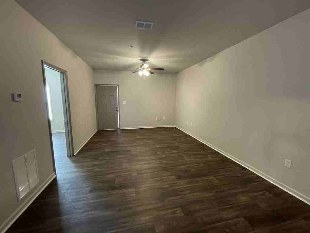 1725 #1 - Photo 4 of 18