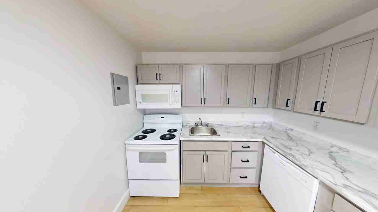 5375 Rector Street - Photo 5 of 21