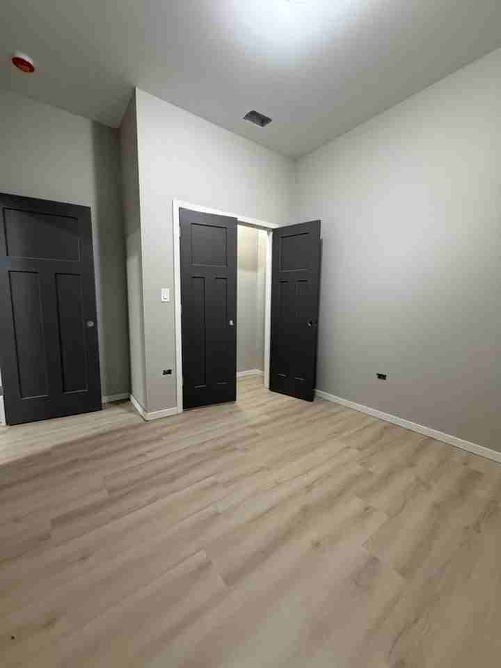 22-26 N Pulaski - 22-R #22-1R - Photo 3 of 13