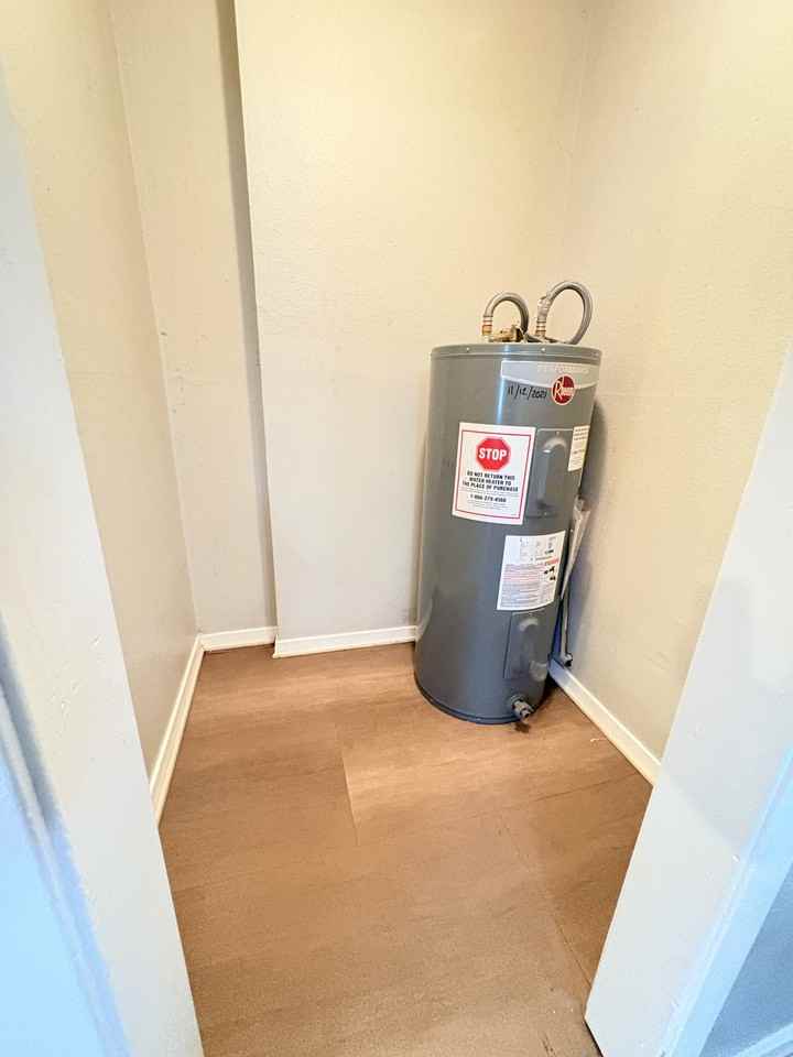 709 Baylor St #C - Photo 7 of 7