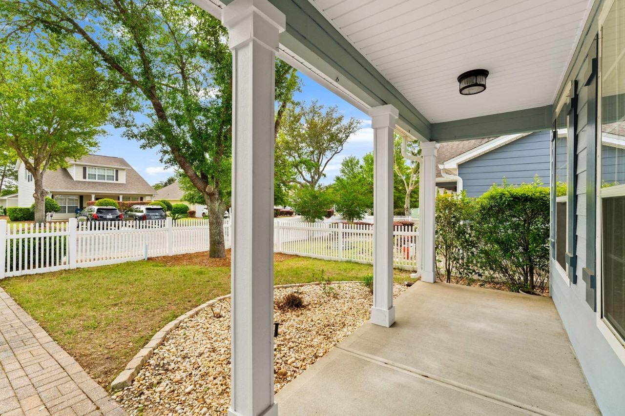 486 Fanny Ann Way - Photo 3 of 11