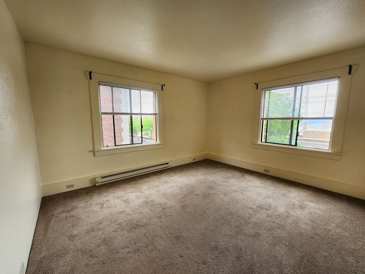 Florence Apartments - Photo 5 of 14