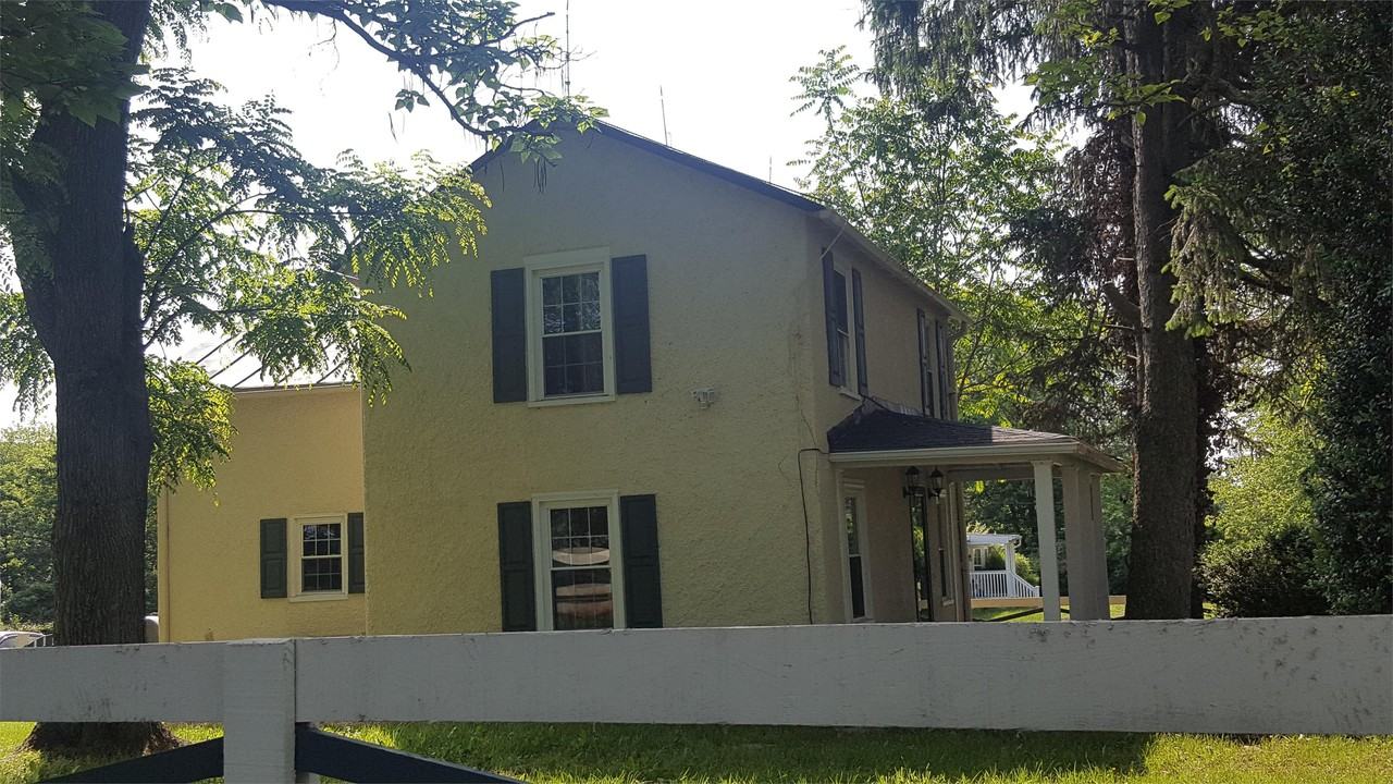 9825 Meetze Rd #1 - Photo 2 of 25