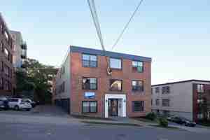 featured image of 1143 Queen St