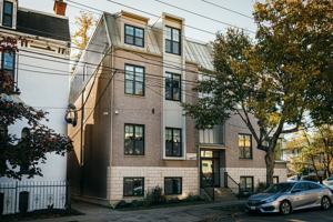 featured image of 5726 Inglis St