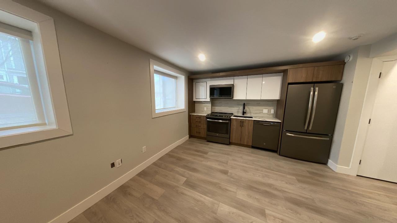 5726 Inglis Street - Photo 5 of 23