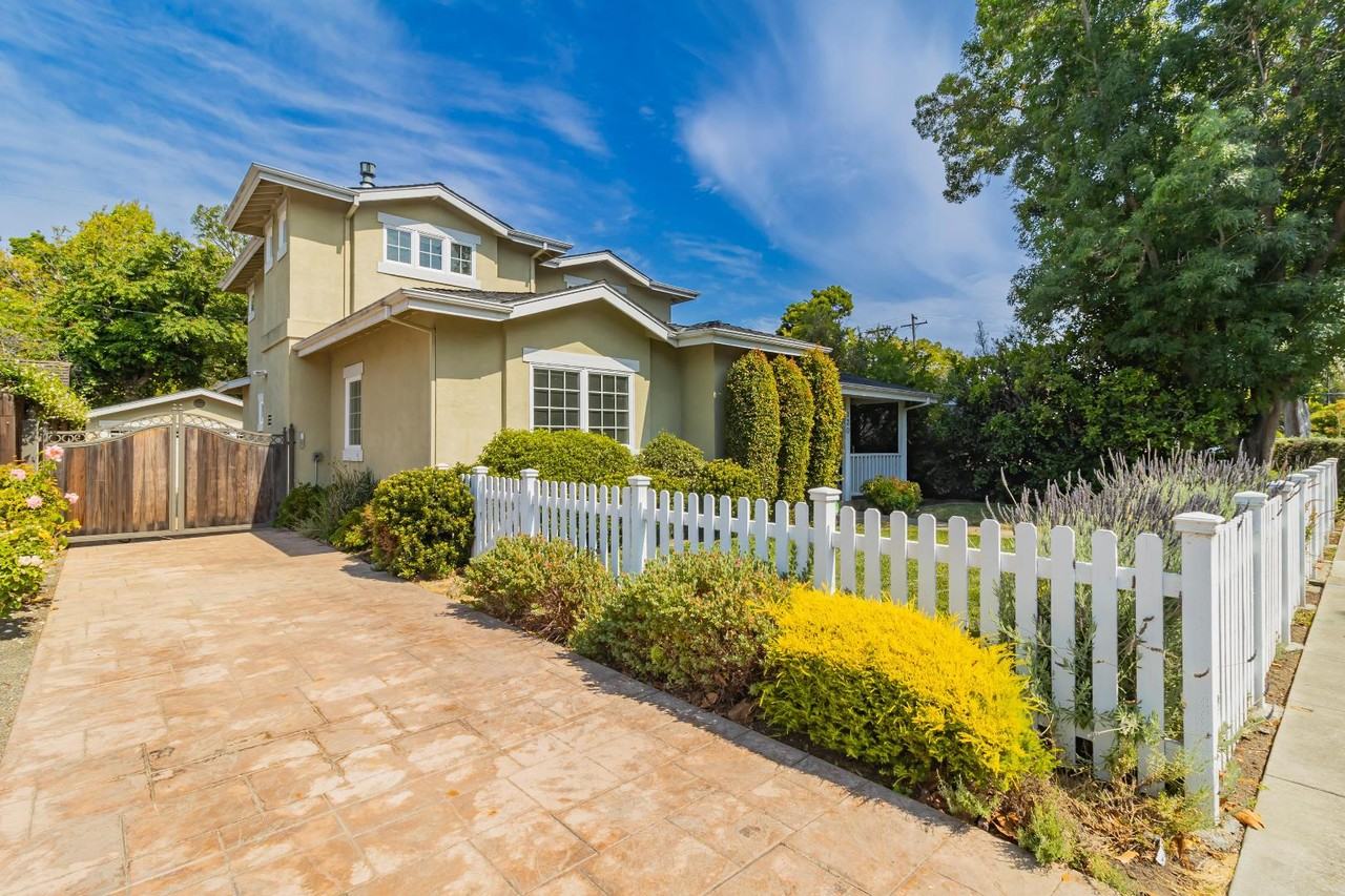 130 Heather Ln - Photo 7 of 20