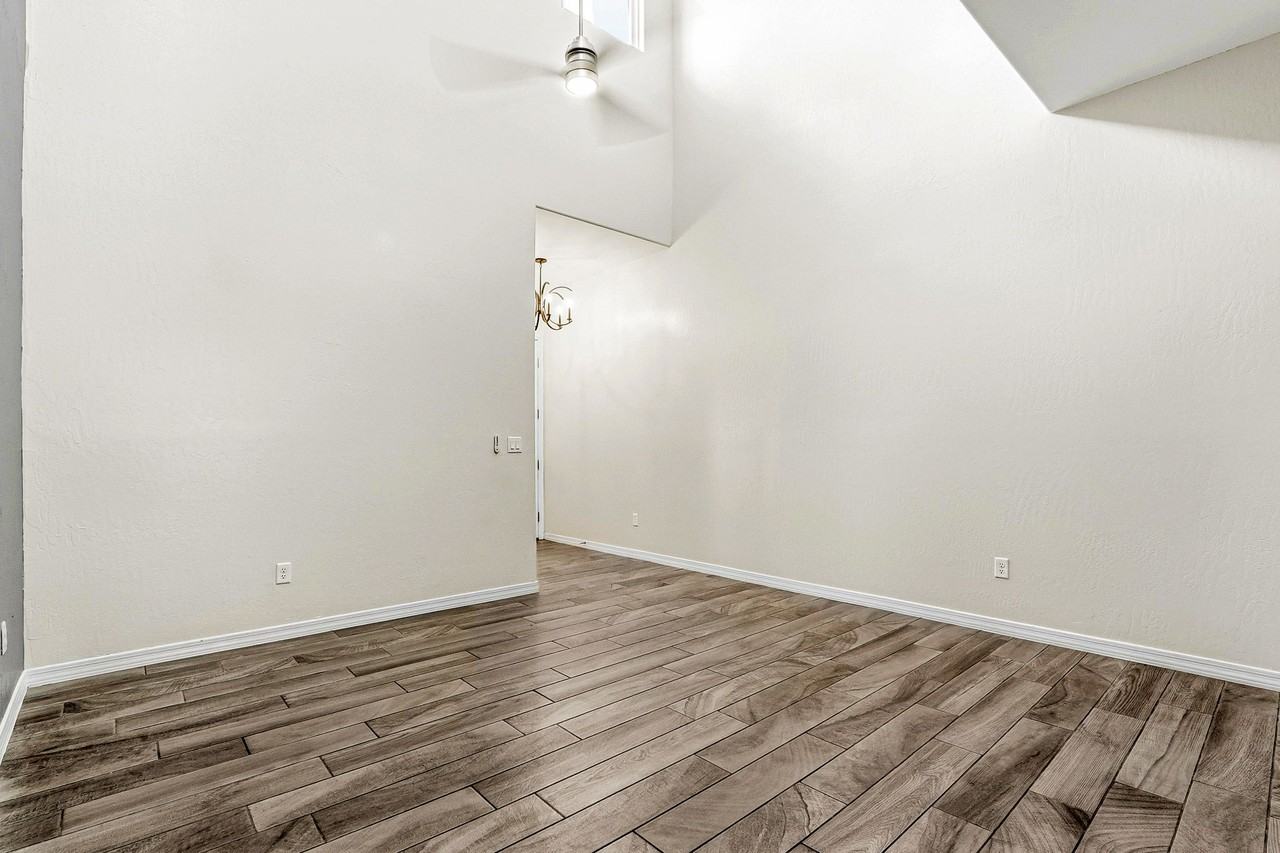 649 La Entrada Cir #1 - Photo 7 of 38