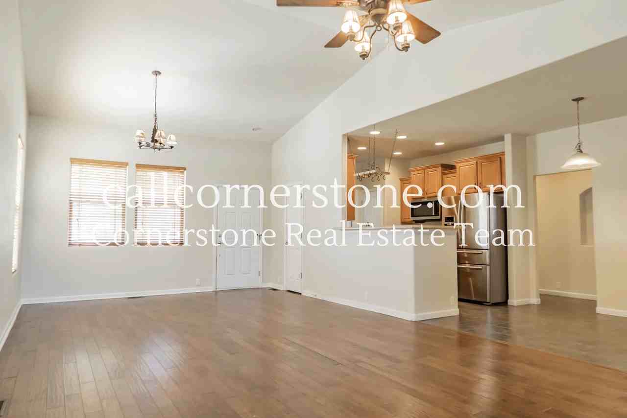 7676 Sniktau Pt #1 - Photo 4 of 23